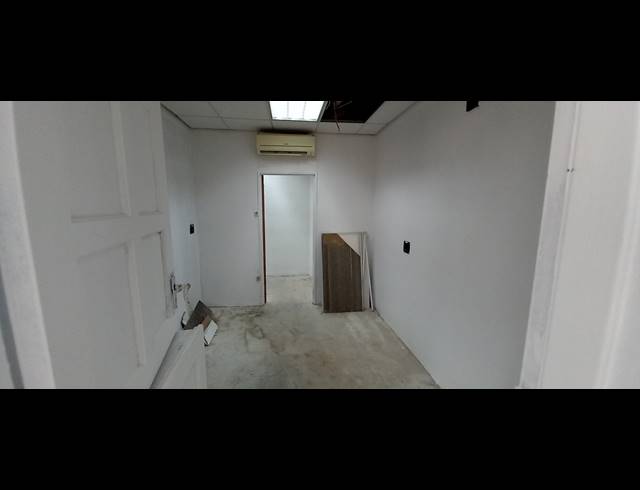 561M² OFFICE TO LET IN BRYANSTON